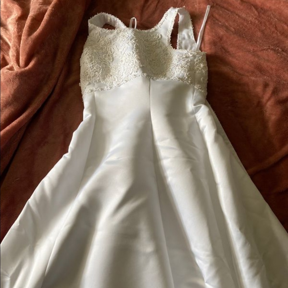 Wedding dress